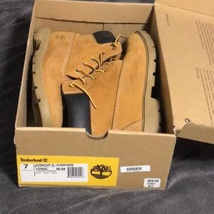 Junior’s timberland boots